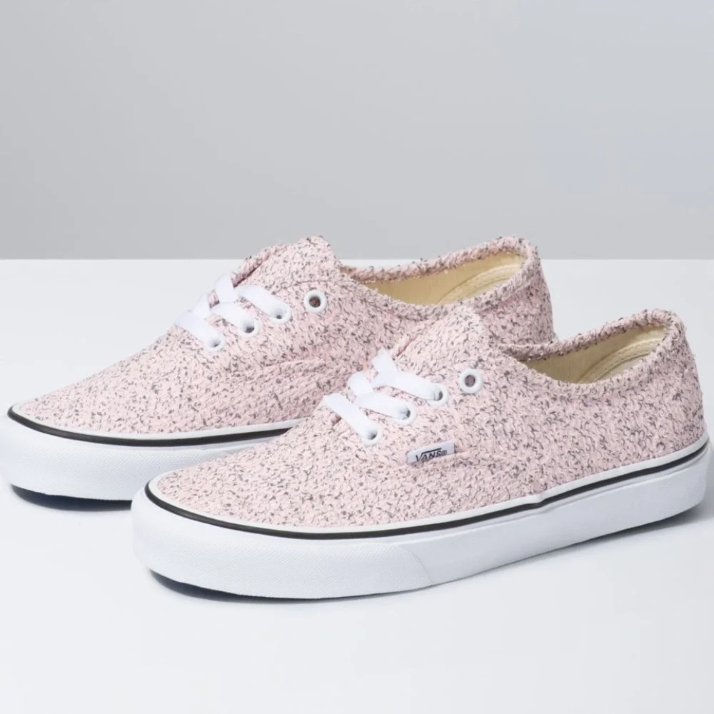 VANS Old Skool Pink Sweater Sneaker - Picture 1 of 6